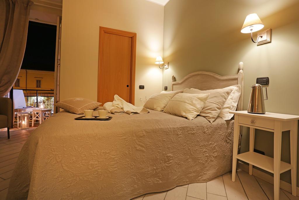 Le Stanze Di Francesco Hotel โรม ห้อง รูปภาพ