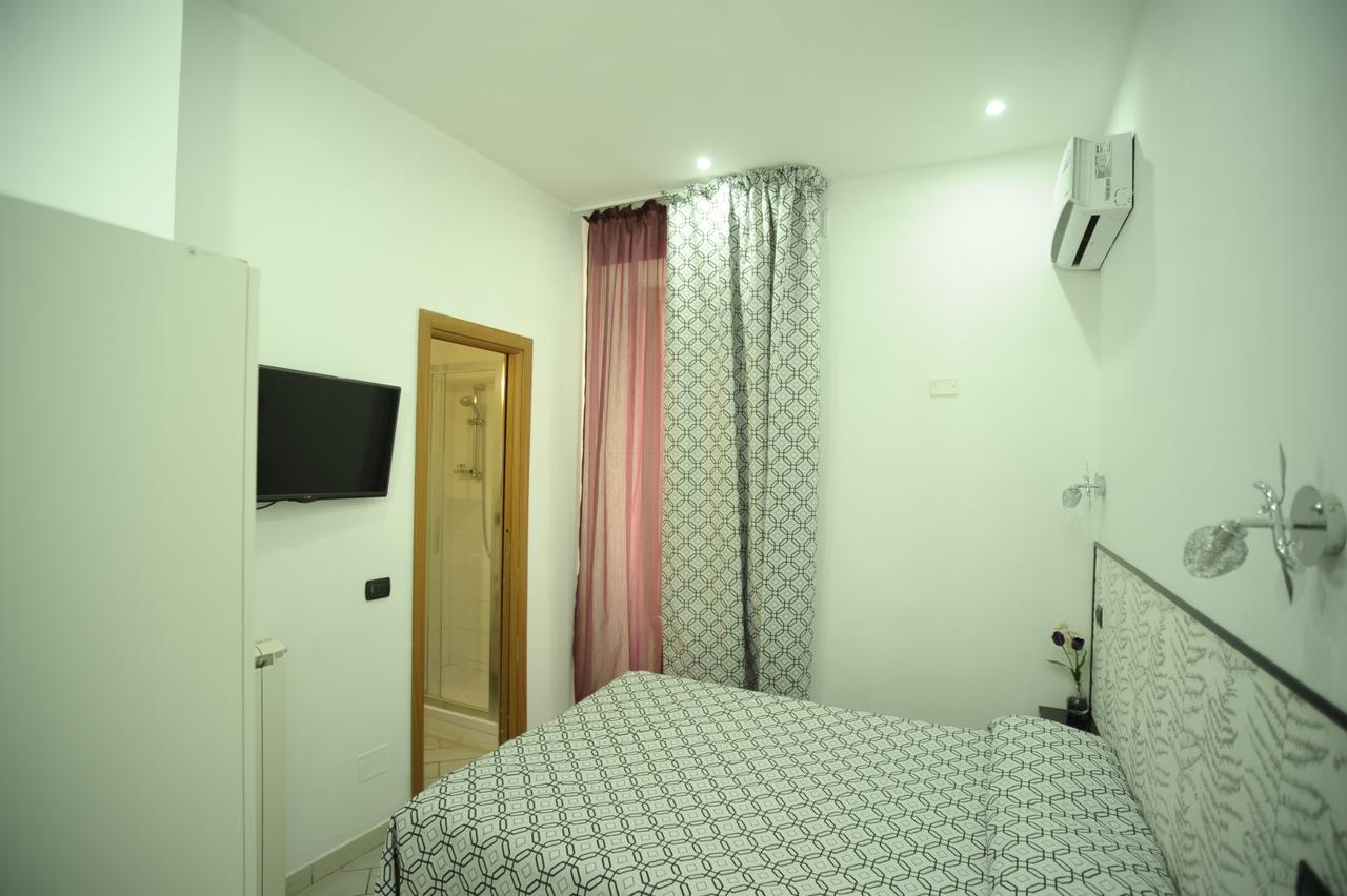 Le Stanze Di Francesco Hotel โรม ภายนอก รูปภาพ
